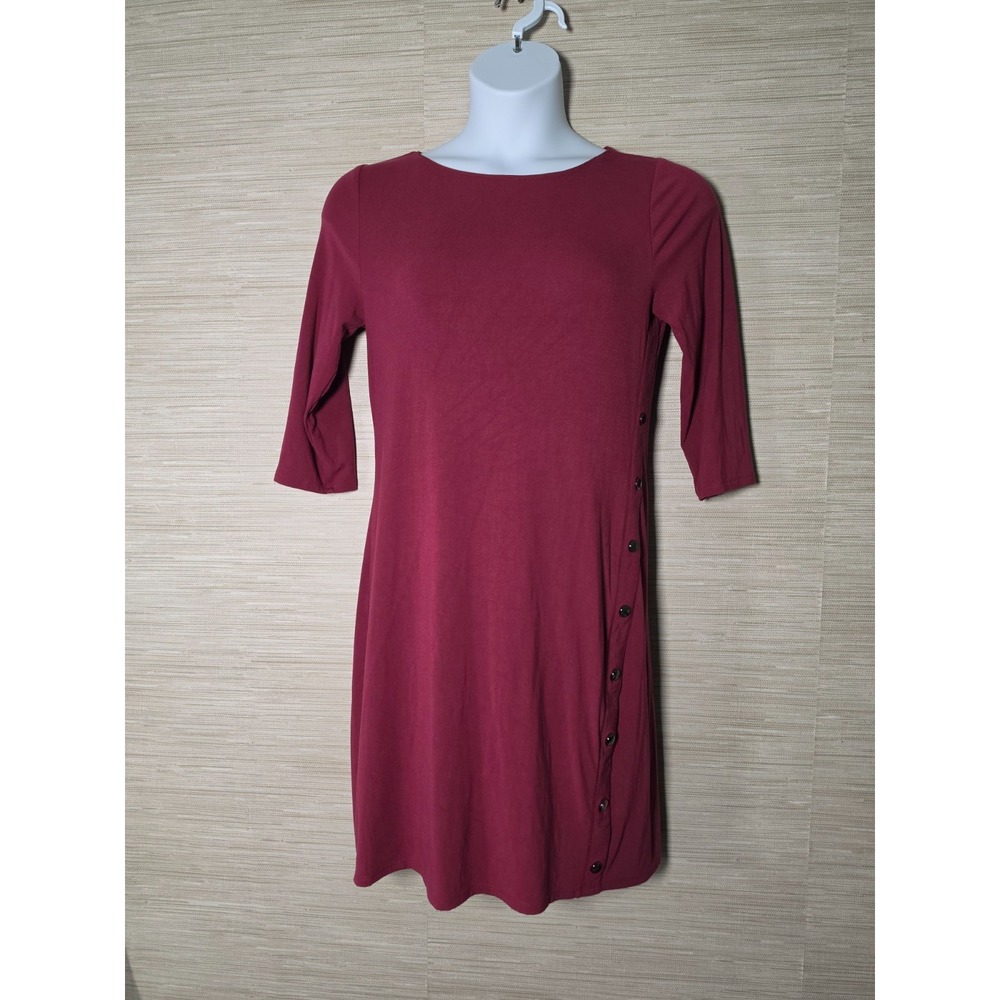 White House Black Market Shift Dress Womens Medium Red 3/4 Sleeve Side Buttons